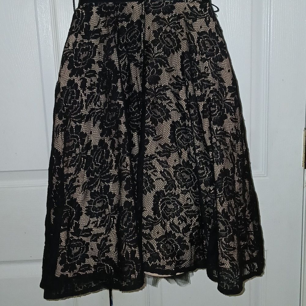 DJ-Jaz black illusion lace midi flare skirting Sz 8 NWOT - Picture 5 of 7
